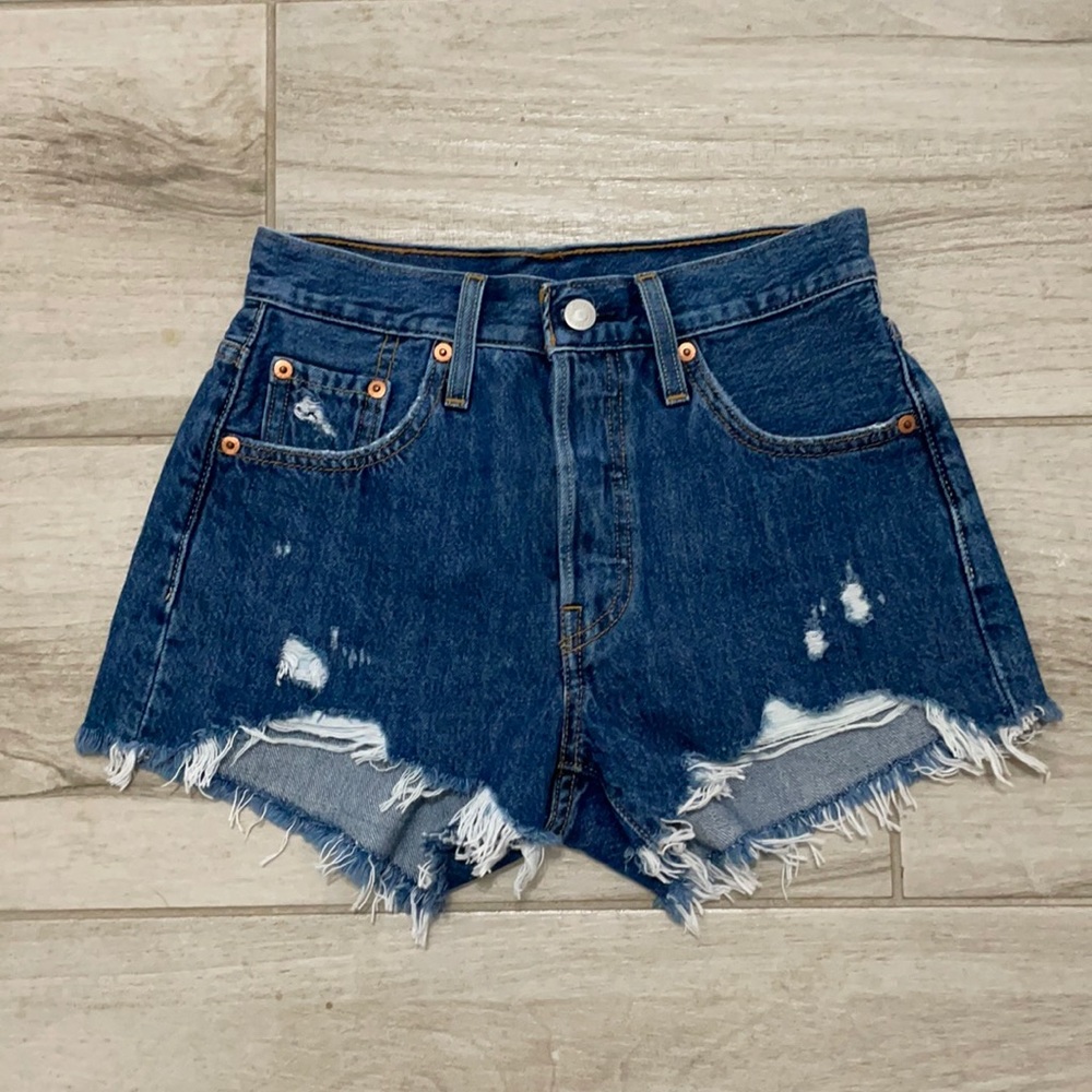 Levi high waisted denim shorts size 23
